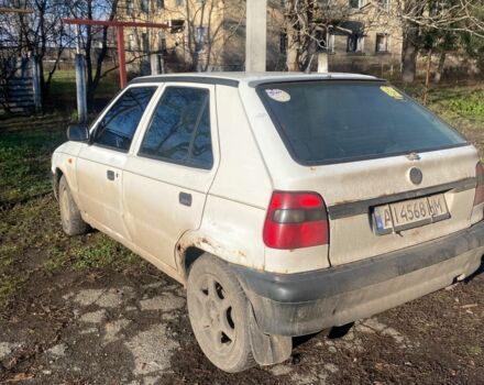 Белый Шкода Фелиция, объемом двигателя 1.6 л и пробегом 200 тыс. км за 1000 $, фото 4 на Automoto.ua