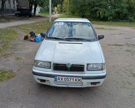 Белый Шкода Фелиция, объемом двигателя 1.3 л и пробегом 285 тыс. км за 1000 $, фото 4 на Automoto.ua