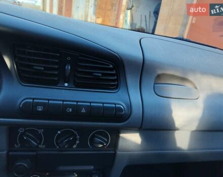 Белый Шкода Фелиция, объемом двигателя 1.29 л и пробегом 180 тыс. км за 2000 $, фото 7 на Automoto.ua