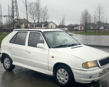 Белый Шкода Фелиция, объемом двигателя 1.3 л и пробегом 340 тыс. км за 500 $, фото 1 на Automoto.ua