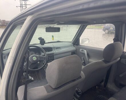 Белый Шкода Фелиция, объемом двигателя 1.3 л и пробегом 340 тыс. км за 500 $, фото 9 на Automoto.ua