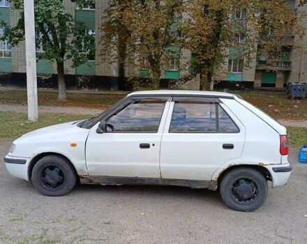 Белый Шкода Фелиция, объемом двигателя 1.3 л и пробегом 285 тыс. км за 1000 $, фото 7 на Automoto.ua