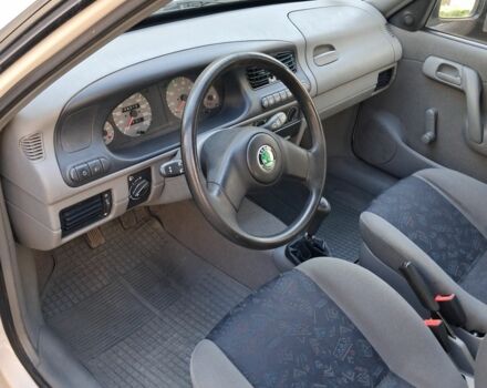 Білий Шкода Феліція, об'ємом двигуна 1.3 л та пробігом 141 тис. км за 2500 $, фото 13 на Automoto.ua