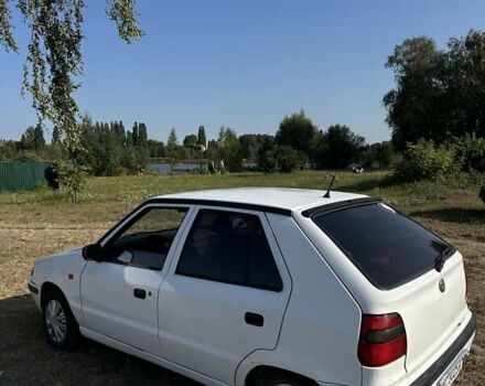 Белый Шкода Фелиция, объемом двигателя 1.3 л и пробегом 340 тыс. км за 1550 $, фото 5 на Automoto.ua