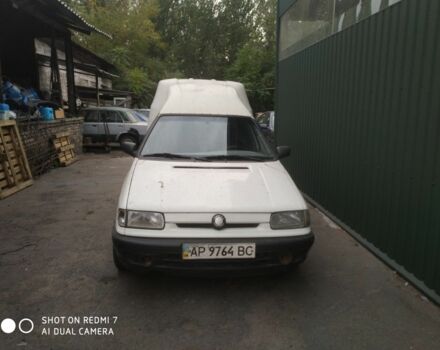 Белый Шкода Фелиция, объемом двигателя 1.3 л и пробегом 180 тыс. км за 1100 $, фото 2 на Automoto.ua