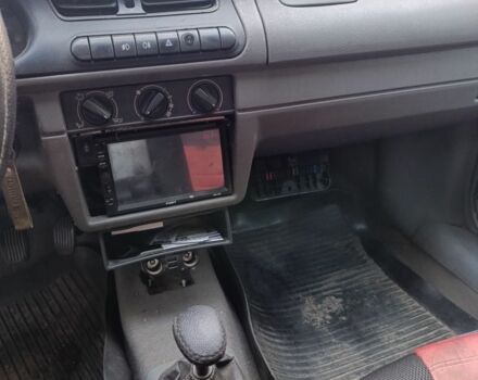 Шкода Фелиция 2001 в Днепре (Днепропетровске) на Automoto.ua Белый Шкода Фелиция, объемом двигателя 1.3 л и пробегом 311 тыс. км за 1200 $, фото 6 на Automoto.ua