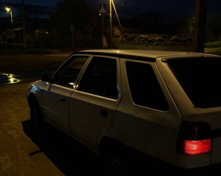 Белый Шкода Фелиция, объемом двигателя 1.3 л и пробегом 724 тыс. км за 953 $, фото 3 на Automoto.ua