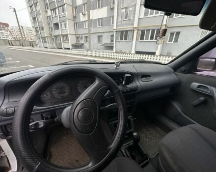 Белый Шкода Фелиция, объемом двигателя 1.3 л и пробегом 724 тыс. км за 953 $, фото 4 на Automoto.ua