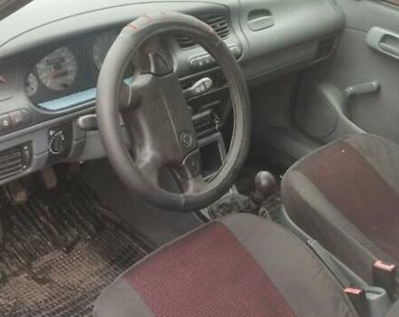 Белый Шкода Фелиция, объемом двигателя 1.29 л и пробегом 400 тыс. км за 1600 $, фото 4 на Automoto.ua