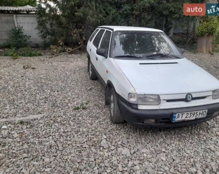 Білий Шкода Феліція, об'ємом двигуна 1.29 л та пробігом 105 тис. км за 2000 $, фото 1 на Automoto.ua