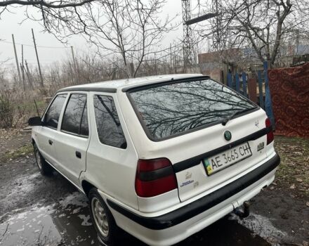 Белый Шкода Фелиция, объемом двигателя 1.3 л и пробегом 390 тыс. км за 1400 $, фото 4 на Automoto.ua