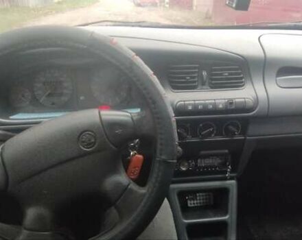 Белый Шкода Фелиция, объемом двигателя 1.29 л и пробегом 400 тыс. км за 1600 $, фото 6 на Automoto.ua