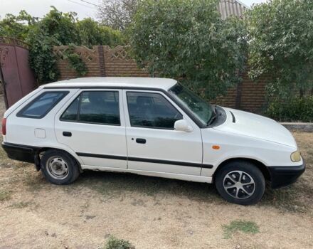 Белый Шкода Фелиция, объемом двигателя 1.3 л и пробегом 400 тыс. км за 1400 $, фото 5 на Automoto.ua