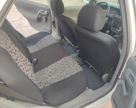 Белый Шкода Фелиция, объемом двигателя 1.6 л и пробегом 108 тыс. км за 2800 $, фото 6 на Automoto.ua