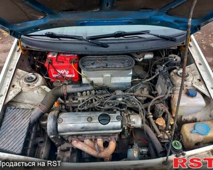 Белый Шкода Фелиция, объемом двигателя 1.6 л и пробегом 426 тыс. км за 800 $, фото 5 на Automoto.ua