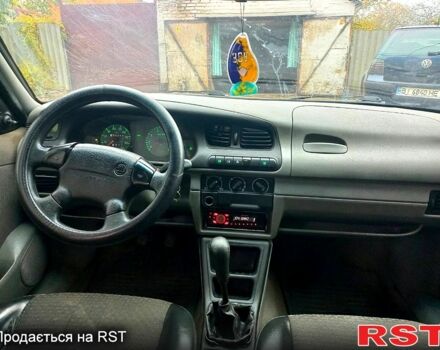 Белый Шкода Фелиция, объемом двигателя 1.6 л и пробегом 426 тыс. км за 800 $, фото 3 на Automoto.ua