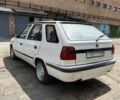Белый Шкода Фелиция, объемом двигателя 1 л и пробегом 100 тыс. км за 684 $, фото 2 на Automoto.ua