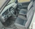 Белый Шкода Фелиция, объемом двигателя 1.6 л и пробегом 313 тыс. км за 800 $, фото 4 на Automoto.ua
