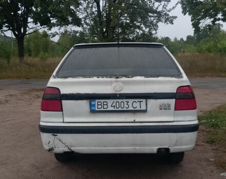 Белый Шкода Фелиция, объемом двигателя 1.3 л и пробегом 348 тыс. км за 1300 $, фото 3 на Automoto.ua