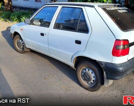 Белый Шкода Фелиция, объемом двигателя 1.3 л и пробегом 316 тыс. км за 1200 $, фото 1 на Automoto.ua