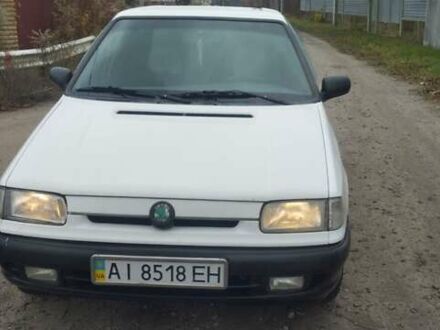 Белый Шкода Фелиция, объемом двигателя 1.29 л и пробегом 400 тыс. км за 1600 $, фото 1 на Automoto.ua