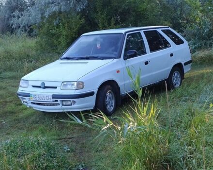 Белый Шкода Фелиция, объемом двигателя 0 л и пробегом 350 тыс. км за 900 $, фото 1 на Automoto.ua