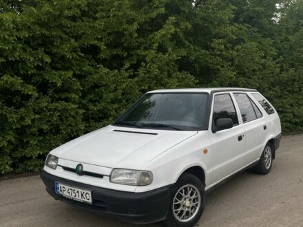 Шкода Фелиция 1997 в Запорожье на Automoto.ua Белый Шкода Фелиция, объемом двигателя 1.3 л и пробегом 250 тыс. км за 1699 $, фото 1 на Automoto.ua