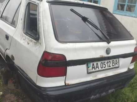 Шкода Феліція 1997 у Житомирі на Automoto.ua Білий Шкода Феліція, об'ємом двигуна 1.3 л та пробігом 37 тис. км за 10000 $, фото 1 на Automoto.ua
