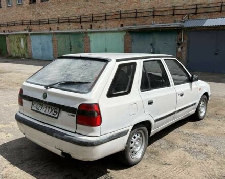 Белый Шкода Фелиция, объемом двигателя 1 л и пробегом 100 тыс. км за 684 $, фото 1 на Automoto.ua