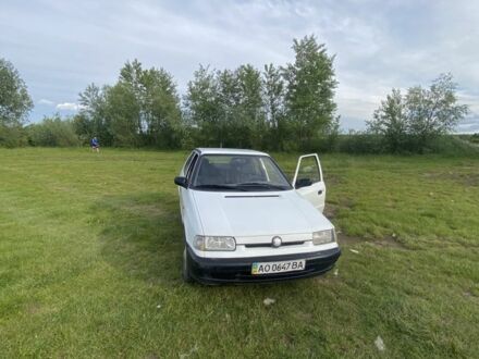 Шкода Фелиция 1998 в Ужгороде на Automoto.ua Белый Шкода Фелиция, объемом двигателя 1.3 л и пробегом 280 тыс. км за 50000 $, фото 1 на Automoto.ua