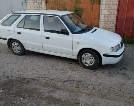 Белый Шкода Фелиция, объемом двигателя 0 л и пробегом 300 тыс. км за 1438 $, фото 1 на Automoto.ua