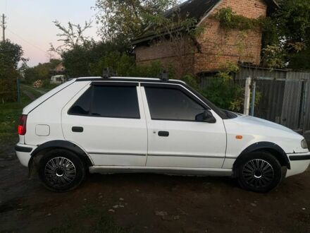 Шкода Феліція 2000 у Львові на Automoto.ua Білий Шкода Феліція, об'ємом двигуна 1 л та пробігом 132 тис. км за 700 $, фото 1 на Automoto.ua