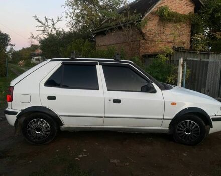 Шкода Фелиция 2000 в Львове на Automoto.ua Белый Шкода Фелиция, объемом двигателя 1 л и пробегом 132 тыс. км за 700 $, фото 1 на Automoto.ua