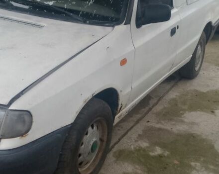 Шкода Фелиция 2000 в Хусте на Automoto.ua Белый Шкода Фелиция, объемом двигателя 1.3 л и пробегом 157 тыс. км за 931 $, фото 1 на Automoto.ua