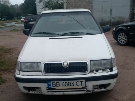 Шкода Фелиция 2001 в Коростене на Automoto.ua Белый Шкода Фелиция, объемом двигателя 1.3 л и пробегом 348 тыс. км за 1300 $, фото 1 на Automoto.ua