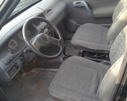 Черный Шкода Фелиция, объемом двигателя 1.6 л и пробегом 3 тыс. км за 2000 $, фото 3 на Automoto.ua