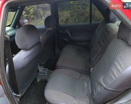 Красный Шкода Фелиция, объемом двигателя 1.29 л и пробегом 220 тыс. км за 1950 $, фото 4 на Automoto.ua