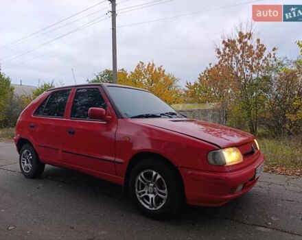 Красный Шкода Фелиция, объемом двигателя 1.29 л и пробегом 220 тыс. км за 1950 $, фото 13 на Automoto.ua