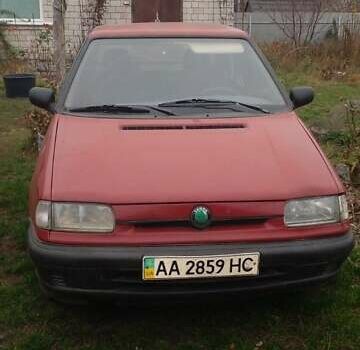 Червоний Шкода Феліція, об'ємом двигуна 1.3 л та пробігом 250 тис. км за 835 $, фото 7 на Automoto.ua