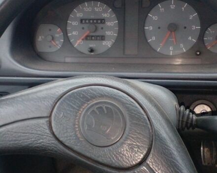 Червоний Шкода Феліція, об'ємом двигуна 1.3 л та пробігом 250 тис. км за 835 $, фото 7 на Automoto.ua