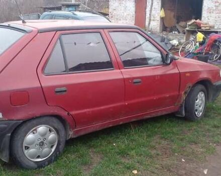 Червоний Шкода Феліція, об'ємом двигуна 1.3 л та пробігом 250 тис. км за 835 $, фото 3 на Automoto.ua