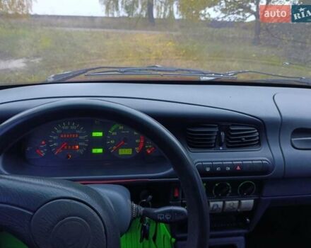 Красный Шкода Фелиция, объемом двигателя 1.29 л и пробегом 220 тыс. км за 1950 $, фото 1 на Automoto.ua