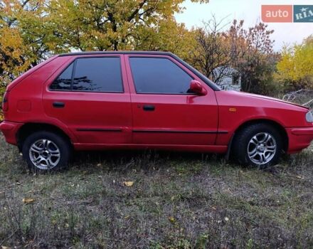 Красный Шкода Фелиция, объемом двигателя 1.29 л и пробегом 220 тыс. км за 1950 $, фото 8 на Automoto.ua