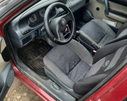 Червоний Шкода Феліція, об'ємом двигуна 1.3 л та пробігом 295 тис. км за 1700 $, фото 4 на Automoto.ua