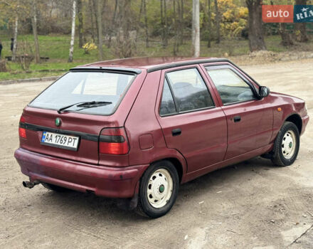 Красный Шкода Фелиция, объемом двигателя 1.6 л и пробегом 340 тыс. км за 1500 $, фото 4 на Automoto.ua