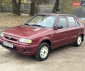 Красный Шкода Фелиция, объемом двигателя 1.6 л и пробегом 340 тыс. км за 1500 $, фото 2 на Automoto.ua