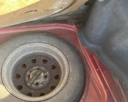 Красный Шкода Фелиция, объемом двигателя 1.3 л и пробегом 120 тыс. км за 2300 $, фото 3 на Automoto.ua