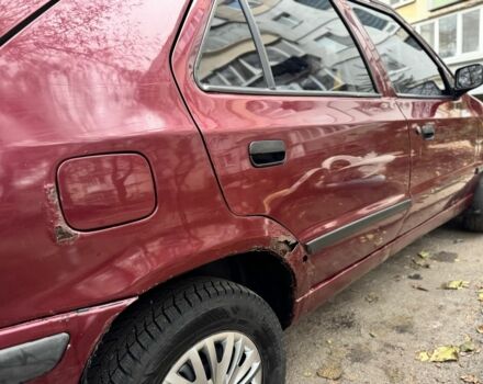 Красный Шкода Фелиция, объемом двигателя 1.6 л и пробегом 300 тыс. км за 1000 $, фото 4 на Automoto.ua