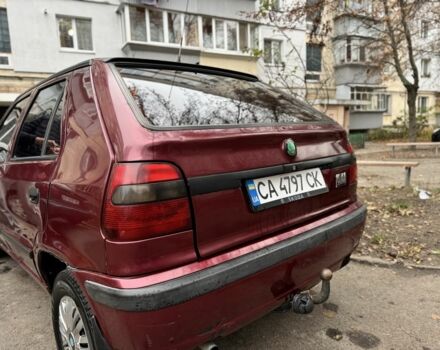 Красный Шкода Фелиция, объемом двигателя 1.6 л и пробегом 300 тыс. км за 1000 $, фото 1 на Automoto.ua