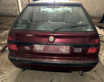 Красный Шкода Фелиция, объемом двигателя 1.6 л и пробегом 182 тыс. км за 500 $, фото 2 на Automoto.ua